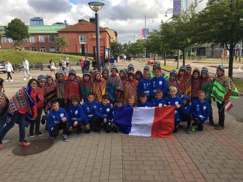 Burdet Contractant Général soutient l'AS Sillingy pour la Gothia Cup.